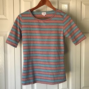 LulaRoe 🔹 CUTE ❤️ striped 🔹 Classic T shirt